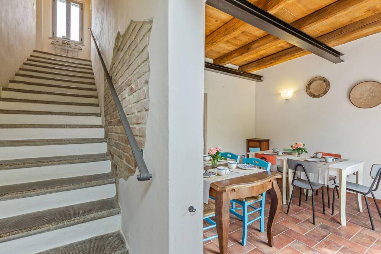 Grande Villa Storica Per Vacanze Con Giardino Privato E Piscina Ostra 外观 照片