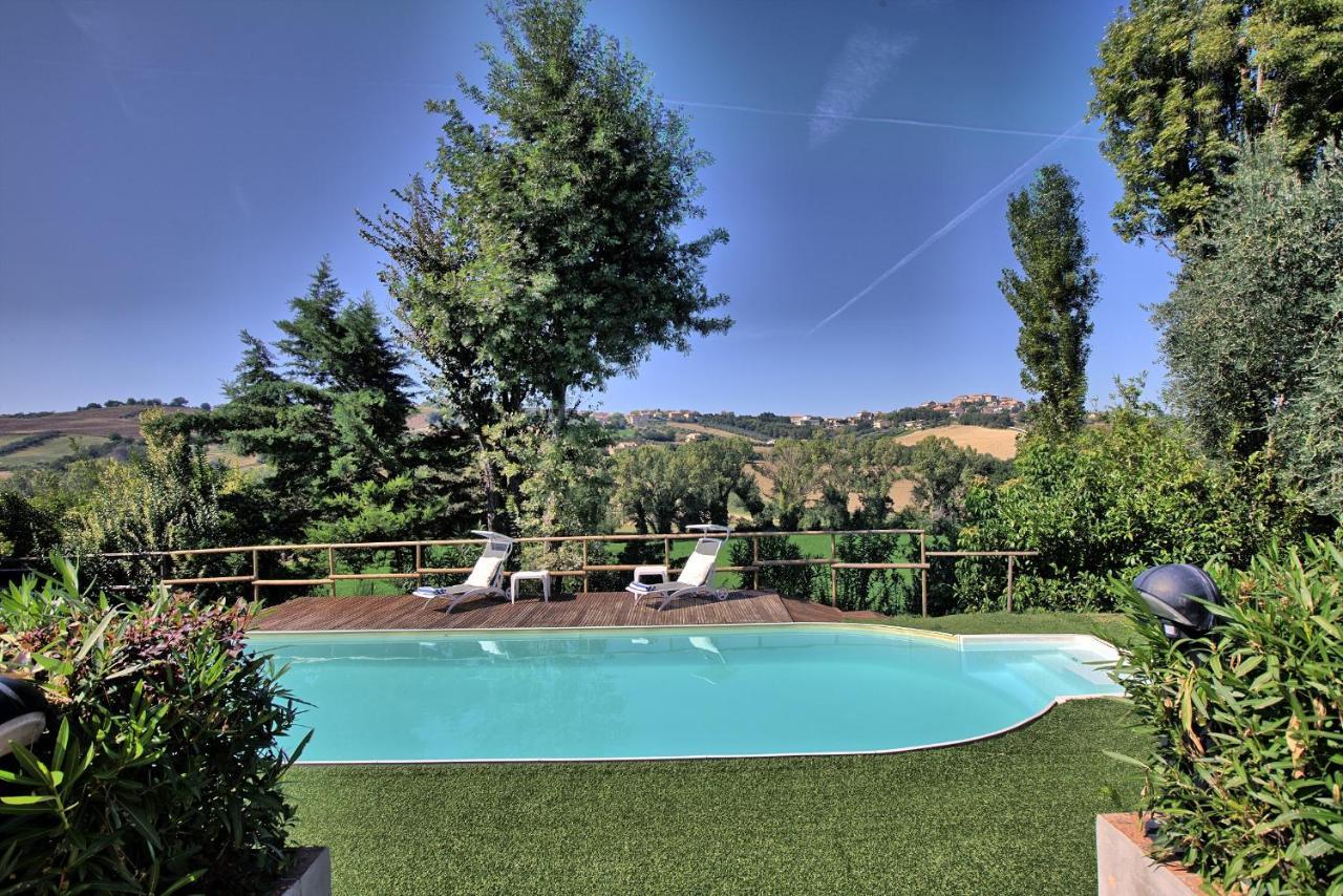 Grande Villa Storica Per Vacanze Con Giardino Privato E Piscina Ostra 外观 照片