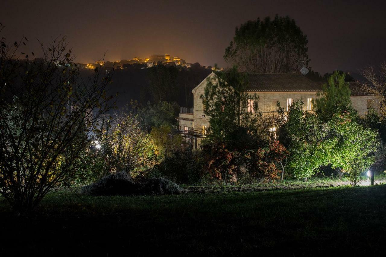 Grande Villa Storica Per Vacanze Con Giardino Privato E Piscina Ostra 外观 照片
