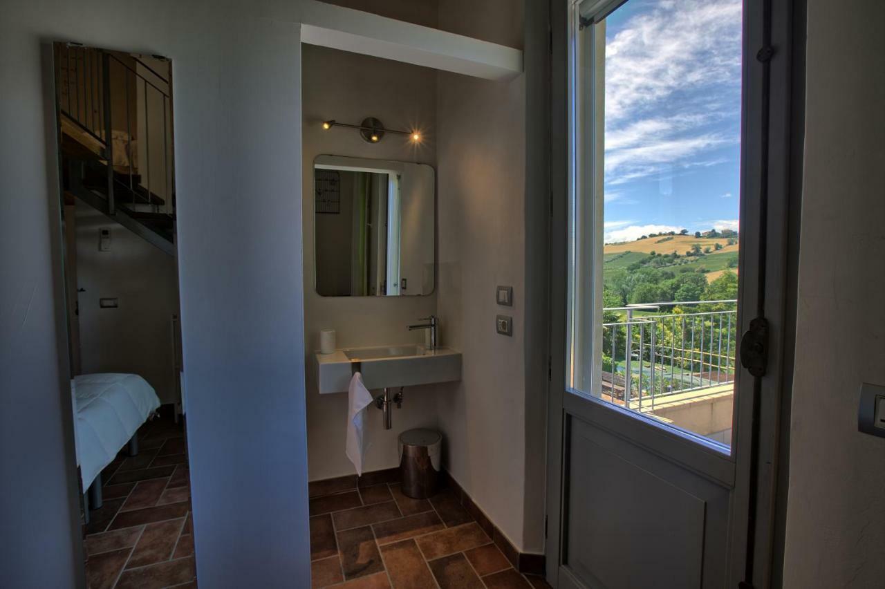 Grande Villa Storica Per Vacanze Con Giardino Privato E Piscina Ostra 外观 照片