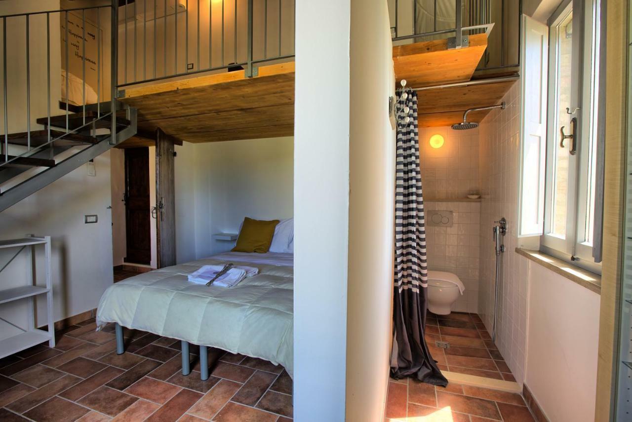 Grande Villa Storica Per Vacanze Con Giardino Privato E Piscina Ostra 外观 照片